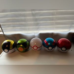 Pokémon Poke Ball Tins